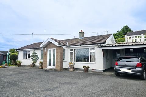 Borth 3 bed detached bungalow for sale