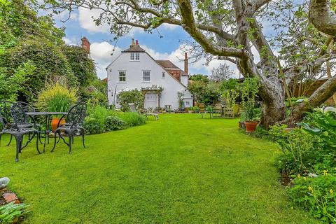 North Street, New Romney, Kent 4 bed cottage for sale