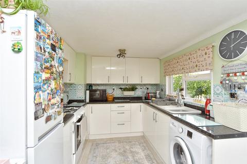 Otterham Quay Lane, Rainham... 2 bed park home for sale