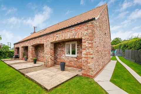 Westfield Barn, Holme View Court... 4 bed detached house for sale