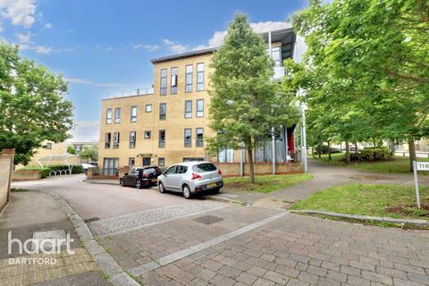 Park Lane, Greenhithe 2 bed flat for sale