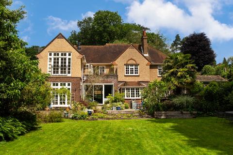 SOUTH WOKING 5 bed detached house for sale
