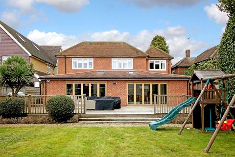 7 bedroom detached house for sale