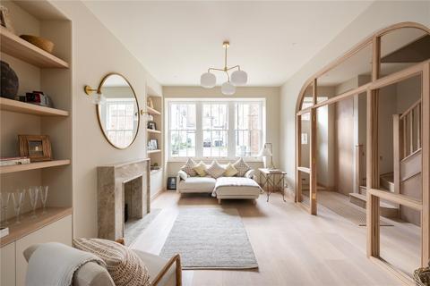 Montagu Mews North, Marylebone, W1H 3 bed mews for sale