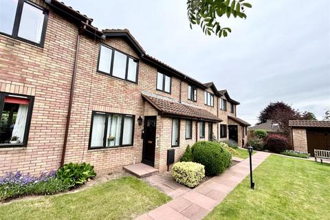 Brook Farm Court, Hereford HR2 2 bed terraced house for sale