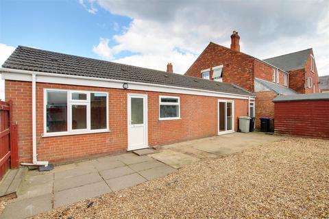 Station Road, Mablethorpe LN12 1 bed semi