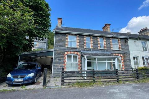 Aberangell, Machynlleth, Powys, SY20 5 bed end of terrace house for sale