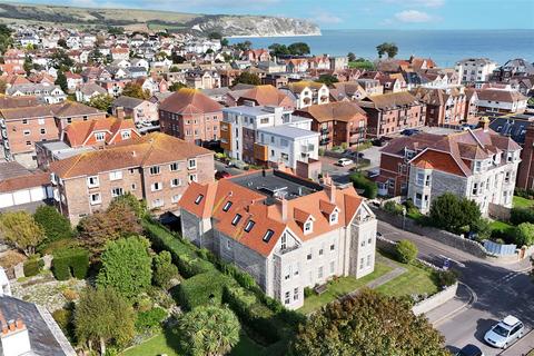 Haycrafts House, Gilbert Road, Swanage 2 bed apartment for sale