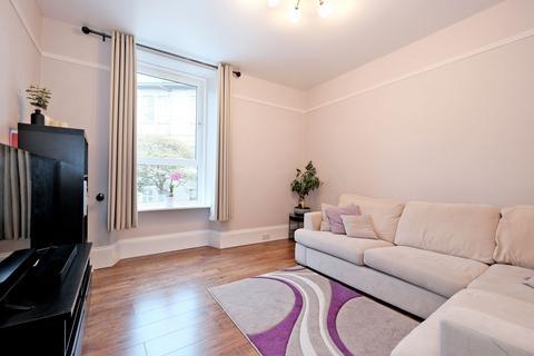 1 Belgrave Terrace, Rosemount... 2 bed flat for sale