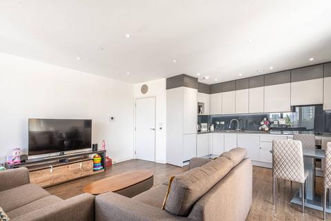 Moorhen Drive, Hendon, London, NW9 2 bed flat for sale