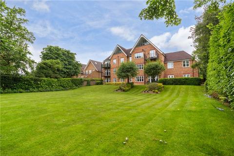 Packhorse Road, Gerrards Cross... 2 bed apartment for sale