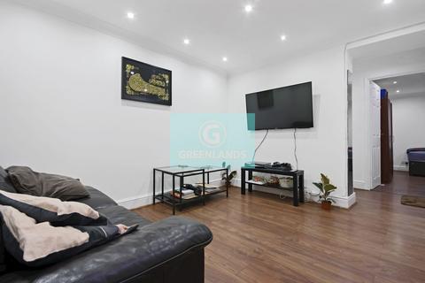 Hackney Road, Shoreditch, E2 8NA 2 bed apartment for sale