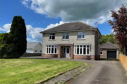 Talley, Llandeilo, Carmarthenshire. 4 bed detached house for sale