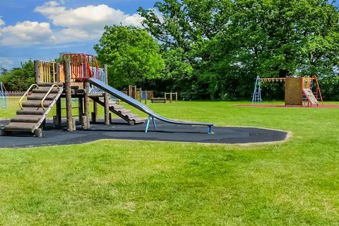 St. Mary's Road, Ilford, Essex 1 bed ground floor flat for sale