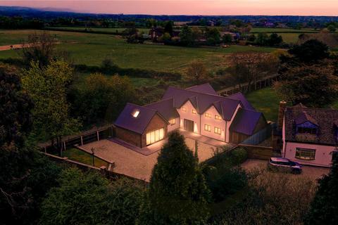 Station Road, Hammerwich, Burntwood, WS7 5 bed detached house for sale