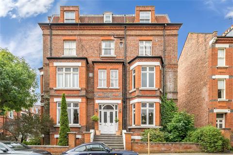 Rudall Crescent, London, NW3 2 bed apartment for sale