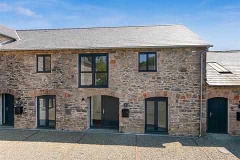 Littlehempston 4 bed terraced house for sale