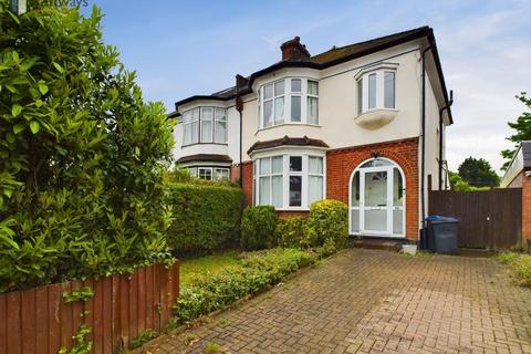 Coulsdon CR5 3 bed semi