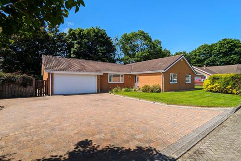 4 bedroom detached bungalow for sale