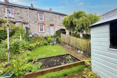 Mutton Row, Penryn TR10 2 bed terraced house for sale