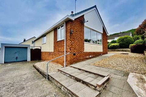 Cambrian Drive, Rhos on Sea 3 bed detached bungalow for sale