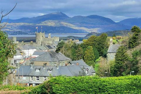 Old Llanfair Road, Harlech 4 bed house for sale