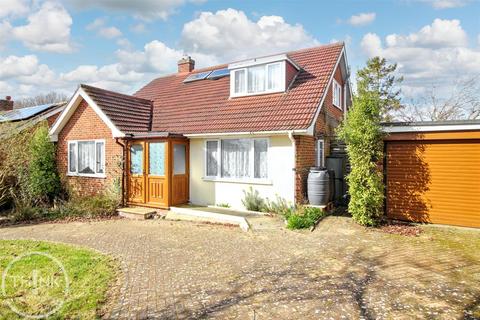 Victoria Road, Taverham NR8 4 bed detached house for sale