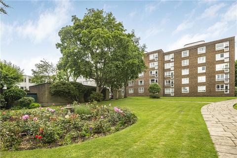 Kersfield Road, London, SW15 2 bed apartment for sale