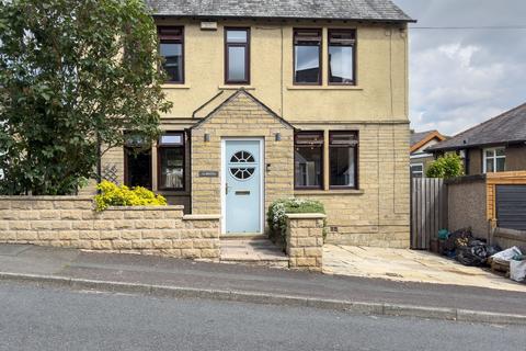 Rayner Road, Brighouse, HD6 4AY 3 bed detached house for sale