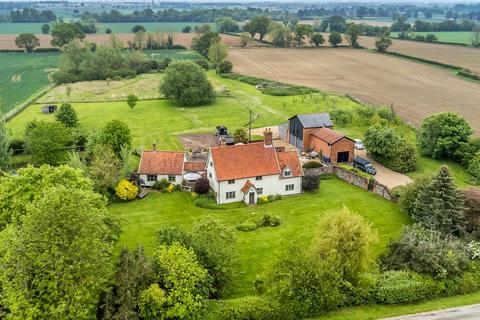 Braiseworth, Eye, Suffolk, IP23 6 bed detached house for sale