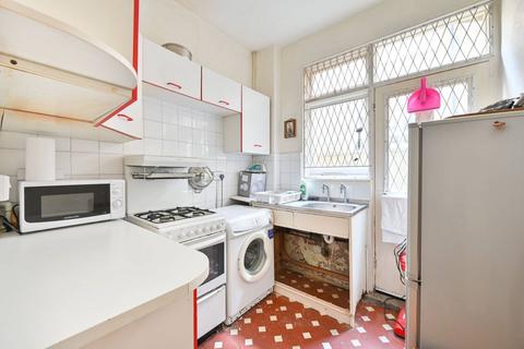 Oxford Gardens, North Kensington... 5 bed semi