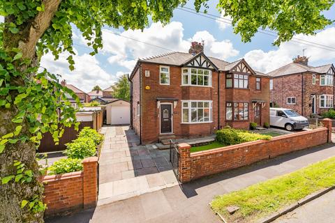 Freckleton Road, St. Helens, WA10 3 bed semi