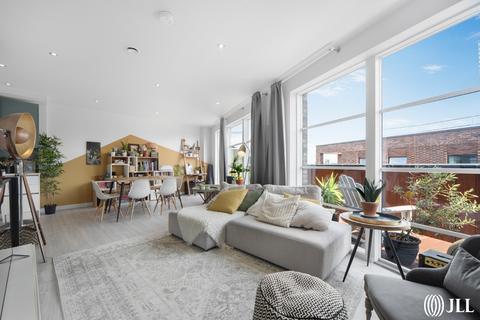 Refinery House, Tandy Place, London, E20 3 bed apartment for sale