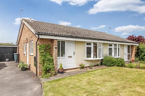 2 bedroom semi-detached bungalow for sale