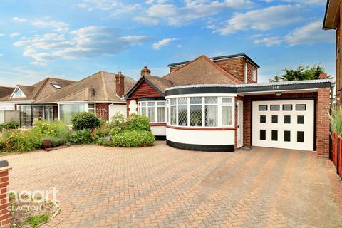 4 bedroom detached bungalow for sale