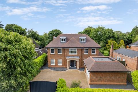 Gregories Road, Beaconsfield, HP9 5 bed detached house for sale