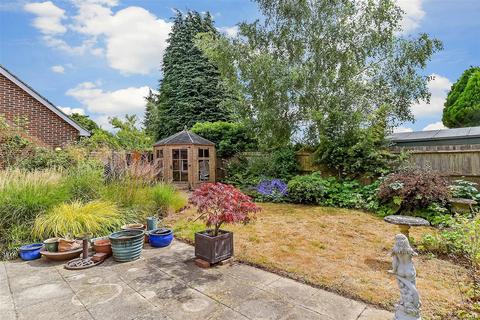 Oaklands, Maidstone, Kent 4 bed detached house for sale