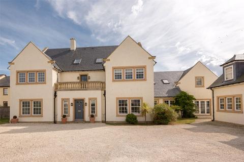 7 bedroom detached house for sale