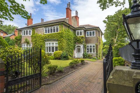 Gloucester Road, Southport... 4 bed semi