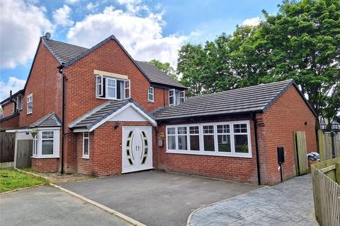 6 bedroom detached house for sale