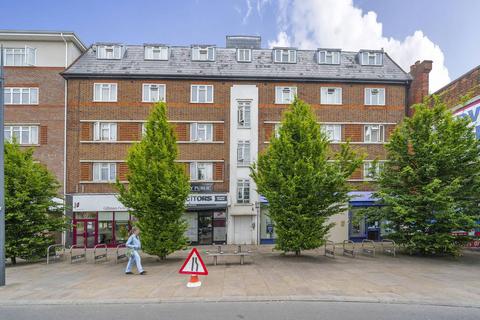 London Road, Mitcham, CR4 2 bed flat for sale