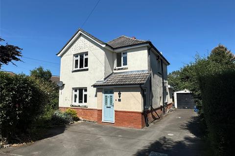 Worthy Road, New Milton, Hampshire, BH25 3 bed detached house for sale