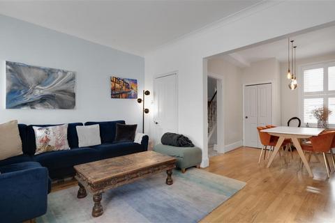 Dawes Road, SW6 2 bed flat for sale