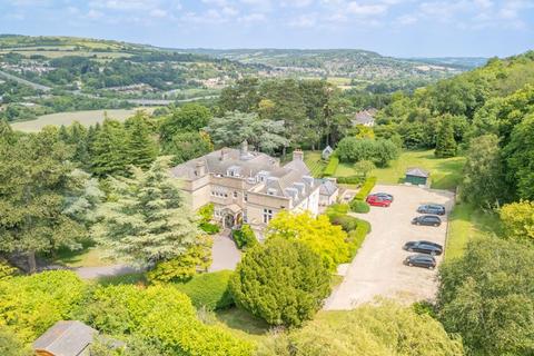 Trossachs Drive, Bath 3 bed apartment for sale