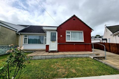 Dennis Place, Bryncethin, Bridgend... 3 bed semi