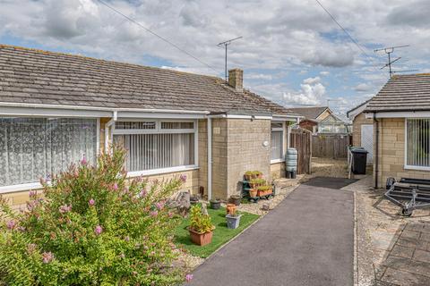 2 bedroom semi-detached bungalow for sale