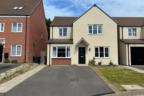 Whitney Drive, Peterborough PE7 4 bed detached house for sale
