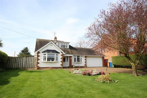 Dale Road, Swanland 3 bed detached bungalow for sale