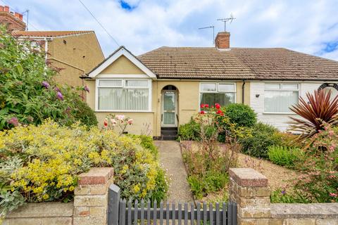 2 bedroom semi-detached bungalow for sale