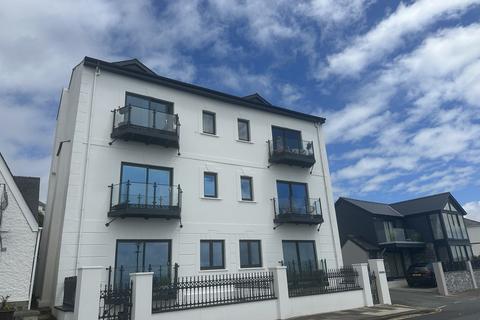 The Rath, Milford Haven... 2 bed flat for sale